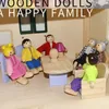 Dockor trämöbler miniatyr leksak mini trä familj doll barn barn hus spela pojkar flickor gåvor 230613