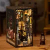 Oyun Paspaslar Sevimli Bulmaca 3D DIY Kitap Köşe Kit Ebedi Kitapçı Ahşap Dollhouse Hafif Sihirli Eczacı Yapı Modeli Hediyeler İçin Oyuncaklar 230613