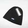 Varumärke beanie hattar män kvinnor solid färg andningsbara vinter varm vikbar utomhus casual tjock grimlös caps79492522698