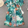 Kvinnorjackor Fashion Loose Long Printed Chiffon Beach Jacket Sun Protection Cardigan Vacation Bikini Top Women's Summer Cover Up Robe