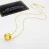 Collana con pendente ad anello a griglia di design originale di lusso Elegante amore in oro 18 carati Argento rosa Acciaio inossidabile 316l c Incisione a catena a cerchio Gioielli di moda Lady Party