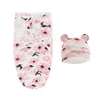 Filtar Swaddling 2st Cotton Born Sleepsack Baby Swaddle Filt Wrap Hat Set Spädbarn Justerbar Born Sleeping Bag Muslin 06m 230613