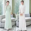 Ropa étnica Primavera Verano Ao Dai Vietnam Slim Set Mujeres Tops largos Pantalones de pierna ancha Dos piezas Blanco Verde claro Estilos chinos DD717