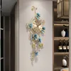 壁時計中国の金属蝶の葉の時計ホームリビングルーム壁画装飾レストランホールミュートステッカークラフト