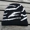 Beanieskull Caps Visual Axles Luxury Winter Hat Zebra Pattern編み帽子の編み帽子ファッションウォームスカリービーニーレディースカジュアルカバーヘッドキャップ230612