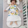 ベビームーンプリントの寝袋コットンノースリーブ幼児プレイスーツウィンターアンチキックおむつ変更R230614