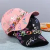 Ball Caps Vrouwen Lente En Herfst Mode Kleur Letters Vlinder Gedrukt Keten Baseball Cap Mannen Casual Schaduw Verstelbare Hiphop Hoed