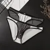 Calzoncillos para hombre, calzoncillos finos de seda helada de una sola capa, bolsa convexa en U para pene, ropa interior translúcida Sexy transpirable de cintura baja para deportes