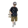 Terno para meninos 2023 Novo Big Boy Online Red Pop Street Fashion Marca Manga Curta Verão Workwear Ternos Esportivos