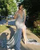 Silberne soziale Meerjungfrau-Abschlussballkleider Gillter Quaste Federschlitz Schwarzes Mädchen-Paar-Abendkleid Vestidos de Graduacion Largos