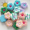 Dekorativa objekt Figurer Flower Blossom Harts Decoration Crafts Kawaii Flatback Cabochon Scrapbook DIY Accessories Button Poughter Fought 230614