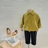 キッズシャツ春の子供用服の子供用韓国風のコットンシャツ男の子の涼しいスマートスプリングと秋のシャツ薄230613