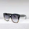 Sunglasses For Men Women Summer 4002UN Designers Style Anti-Ultraviolet Retro Plate Full Frame Random Box