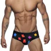 Traje de baño para hombre Cute Bear Candy Print Mens Triangle Swim Trunks Bikini de moda europea americana con almohadilla de empuje Summer Beach Spring Quick Dry 230613