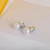 Pendientes de diseñador para mujer Pendientes de perlas de lujo Pendientes de oro Joyas de aro de diamantes con caja F Letra Charm Earing Jewerly 236134C