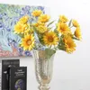 Dekorativa blommor 2Colors European 1pcs Bouquet Artificial Sunflower Big Chrysanthemum Silk Fake Blad Wedding Xams Home Party Decoration