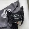 Дизайнерская сумка женщин на плече сумки бродяга с кросс -кусочком кошелек маленький кошелек мессенджера большая сумочка