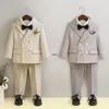 Kläder sätter pojkar kostym för bröllop 1 år baby barn pograf barn formell ceremoni tuxedo klänning barnfest prestanda kostym 230613