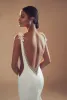Elihav Sasson sjöjungfru bröllopsklänningar med långa wraps djupa v hals pärla rygglösa strand brudklänningar mantel de mariee