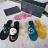 Slippers 2023 Fashion Women Женщины дизайнерские сандалии черный /белый канал Camellia Цветочные резиновые шлепанцы роскошные летние пляжные туфли J230614