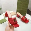 Diseñador para mujer Zapatillas Sandalias chanclas tacón medio cuero moda sexy zapatos damas verano Cabeza cuadrada al aire libre Sandalias de tacón grueso 5.5 cm con caja