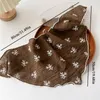 Foulards Femmes Triangle Écharpe Couleur Pure Petit Châle Wrap Tricoté Dentelle Tête Bandana Mouchoir Chapeau Accessoire