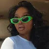 Okulary przeciwsłoneczne projektant marki vintage małe okulary przeciwsłoneczne damie vu400 shades urocze seksowna czarna dziewczyna jazda zielona owalna kobiety