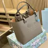 Totes designer tygväska kvinnor handväskor crossbody blommor damer casual läder shopping väska kvinnlig stor handväska