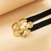 Pendentif Colliers C9GF Boho Noir Velours Collier Ras Du Cou Fleur Satin Collier Grand Exagéré Bijoux Pour Femmes Filles