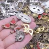 Charms 10-40pcs Máscara de festa de metal Masquerade Pingente de Mardi Gras para fazer joias DIY Colar Pulseira Brincos Acessórios