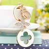 Nyckelringar Vackra Fourleaf Clover Keychain Utsökt metall Fashion Car Pendant Key Ring Women039S Bag Charm Gift792275226x