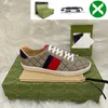 Chaussures féminines pour hommes baskets Ace Sneakers Low Casual Casual With Box Sports Trainers Designer Tiger brodé noir Blanc Green Stripes Jogging Femme Merveilleux Zapato 541