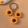 Partihandel Partihandel Solrosblommor Harts Keychain Golden Sun Blommor Keychain Söt enkelhet Stil Daisy Flower Keychain Bästa vän Gåvor