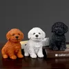 Dekorativa föremål Figurer Söta Bichon Frise Sculpture Decoration Simulation Puppy Pet Model Modern Teddy Dog Animal Fature Harts Crafts Bedroom Decor 230613