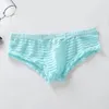 Majaki oddychające mężczyzn krótki pasek Sheer Sheer Bikini G-string bieliznę Zwiększ wypukłą penis pocieszki