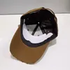 Gorra de diseñador Sombrero de lujo para mujeres y hombres Diseño de monograma bordado clásico Artículo esencial de viaje Versátil moderno Sombrero ajustable