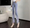 Jeans Feminino Indústria Pesada Bordado com Frisado Flare Moda Primavera Feminino Fino Cintura Alta Bainha com Fenda Calça Jeans F68