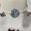 Cappelli Summer Girl Cute Flower Cappello di paglia per bambini Protezione solare e borsa regolabile Outdoor Swim Beach Pool Accessori moda