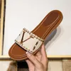 Classic Womens Sandals Luxury Designer Slippers Geuthesine En cuir Fashion Shoes Letter Broidery Ladies Slides Beach Flat Talon Flip Flops
