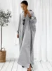 Abbigliamento etnico Elegante donna musulmana Abito ampio a righe Maxi abiti lunghi Abaya Marocco Caftano monopetto Vestidos Abito arabo saudita