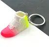 Designer High Top Shoes Keychain Colorful Sneakers Keychain Boys Gift Mini Ryggsäck Pendant 18 Styles