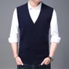 Erkek Sweaters 2023 Otomatik Moda Markası Örgü Sweater Vest Hardigan Mens v Boyun Kore Kore