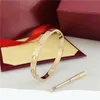 Love bracelet designer jewelry gold cuff screw bracelet screwdriver bracelet titanium female male gift designer bracelet gold and silver rose gold inlaid diamonds.