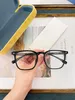 Mannen en vrouwen oogglazen frames bril in de bril Clear lens heren dames 0817 nieuwste willekeurige doos