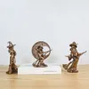 Dekorativa föremål Figurer Harts Personlighet Witch Statue Nordic Minimalist Handmade Crafts Home Decor Ornament Office Decoration Figuringåvor 230614