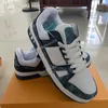 Klassisk casualskor tränare sneaker präglad tryckbrev lyxiga designer skor kvinnor män plattform läder gummi sommar denim trippel vit rosa storlek 35-45 b2