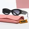 2023 Neue Miu-Brillen Mode europäische und amerikanische UV400-Sonnenbrille INS Network Rote Sonnenschutz-Sonnenbrille