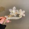 Luxury Flower Rhinestone Pearl Grab Clip Ponytail Claw Clip Women Elegant Hair Gift Shark Clip Fashion Hårtillbehör