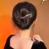 Nouvelle torsion délicate un mot Clip Version coréenne de la pince à queue de cheval Clip latéral tête arrière cuillère cheveux carte grenouille boucle coiffure