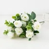 装飾的な花卸売偽のマリアージュブライダルブーケガーデンホームデコアシルクローズ人工花のカントリーウェディングデコレーションテーブルと